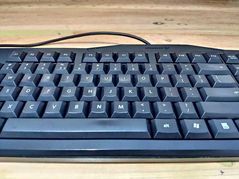 hasil membersihkan mechanical keyboard